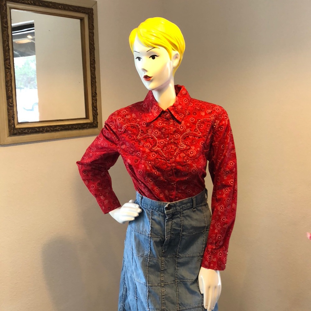 *********SOLD*********Sara Studio Western Shirt
